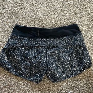 Lululemon Speed Up shorts